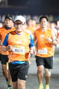BIB: 86201
                            <button type="button" onclick="openModal(19606271)" class="btn btn-primary btn-sm float-right btn-popup" data-toggle="modal" data-target=".modal-high-quality">
                        <i class="fas fa-shopping-cart"></i> Add to Cart
                    </button>
                                            <button type="button" onclick="isThisMe(19606271, true)" class="btn btn-success btn-sm float-right btn-popup btn-isme hidden" data-toggle="tooltip" data-placement="bottom" title="นี่คือรูปของคุณใช่ไหม คลิกที่นี่เพื่อเอาเข้าอัลบั้ม">
                        <i class="fas fa-plus"></i> Add to album
                    </button>
                    <button type="button" onclick="isThisMe(19606271, false)" class="btn btn-warning btn-sm float-right btn-popup btn-isnotme hidden">
                        <i class="fas fa-ban"></i> Remove from album
                    </button>